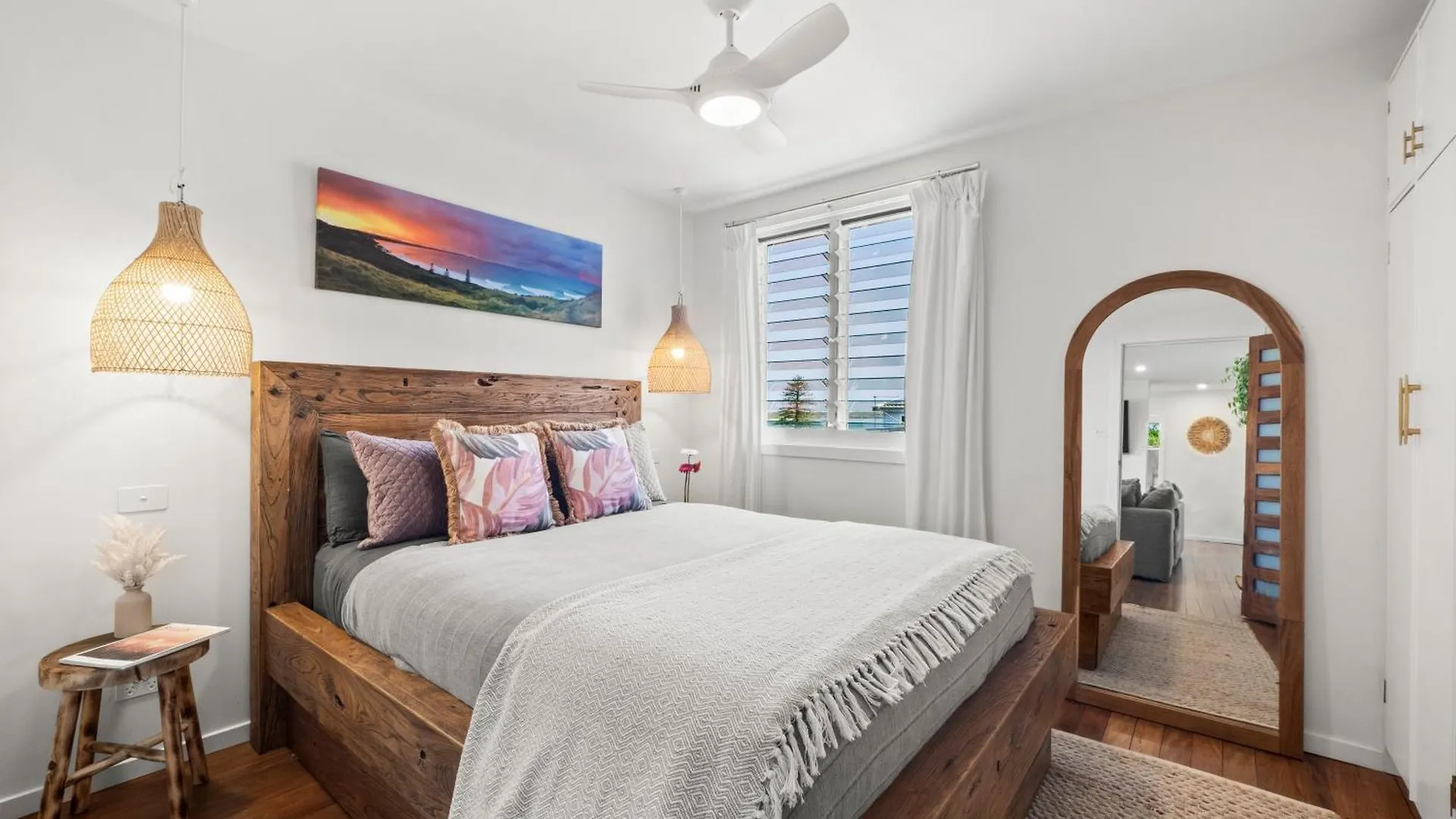 The Penthouse - Spectacular Views Of The Bay, And The Ocean! Only 150M To Shaws Bay Apartment East Ballina