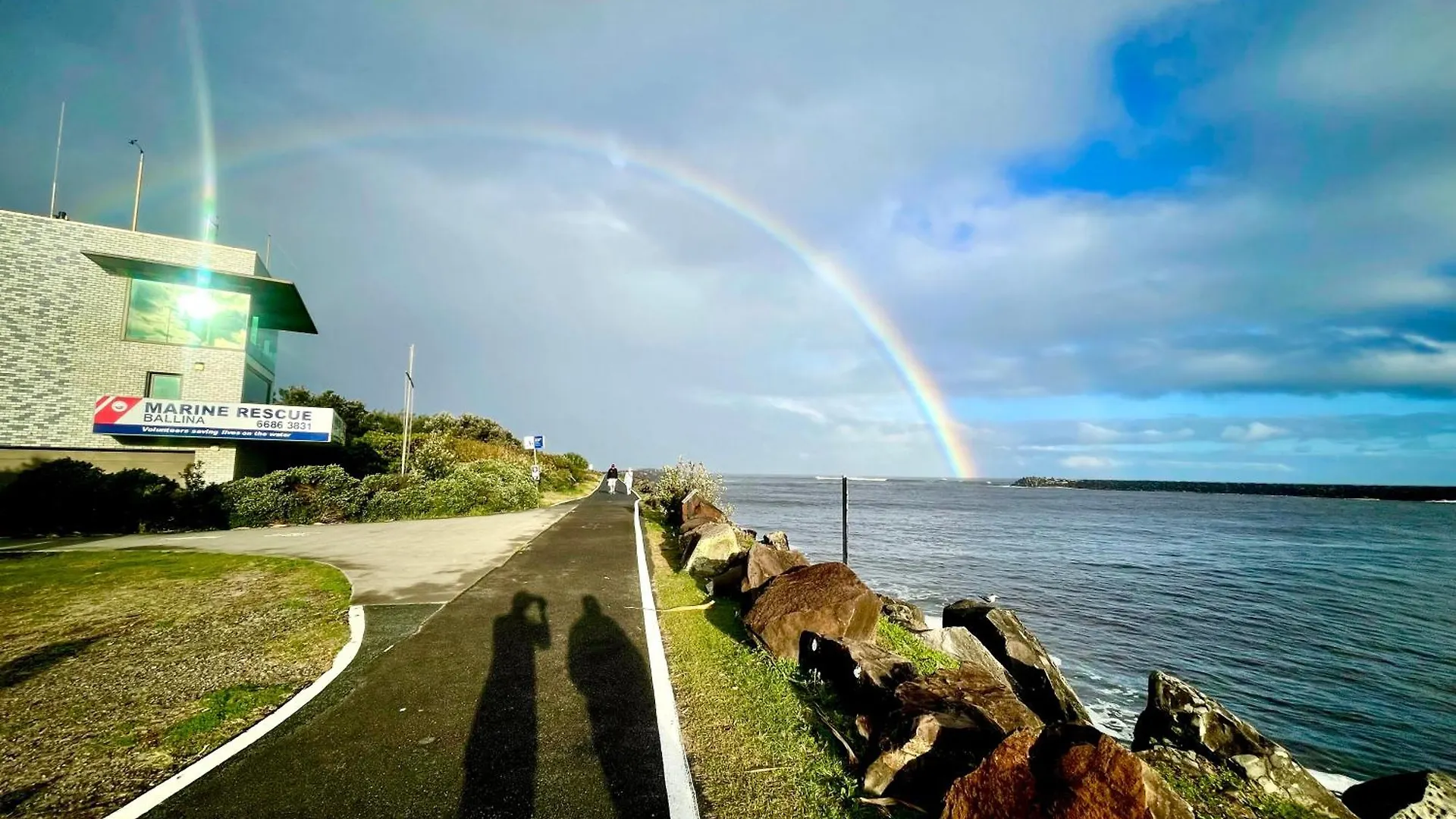 The Penthouse - Spectacular Views Of The Bay, And The Ocean! Only 150M To Shaws Bay Apartment East Ballina